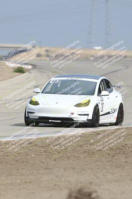 media/Oct-19-2025-Speed Ventures (Sun) [[a6e7fe67be]]/TC B/Session 2 (Outside Grapevine)/